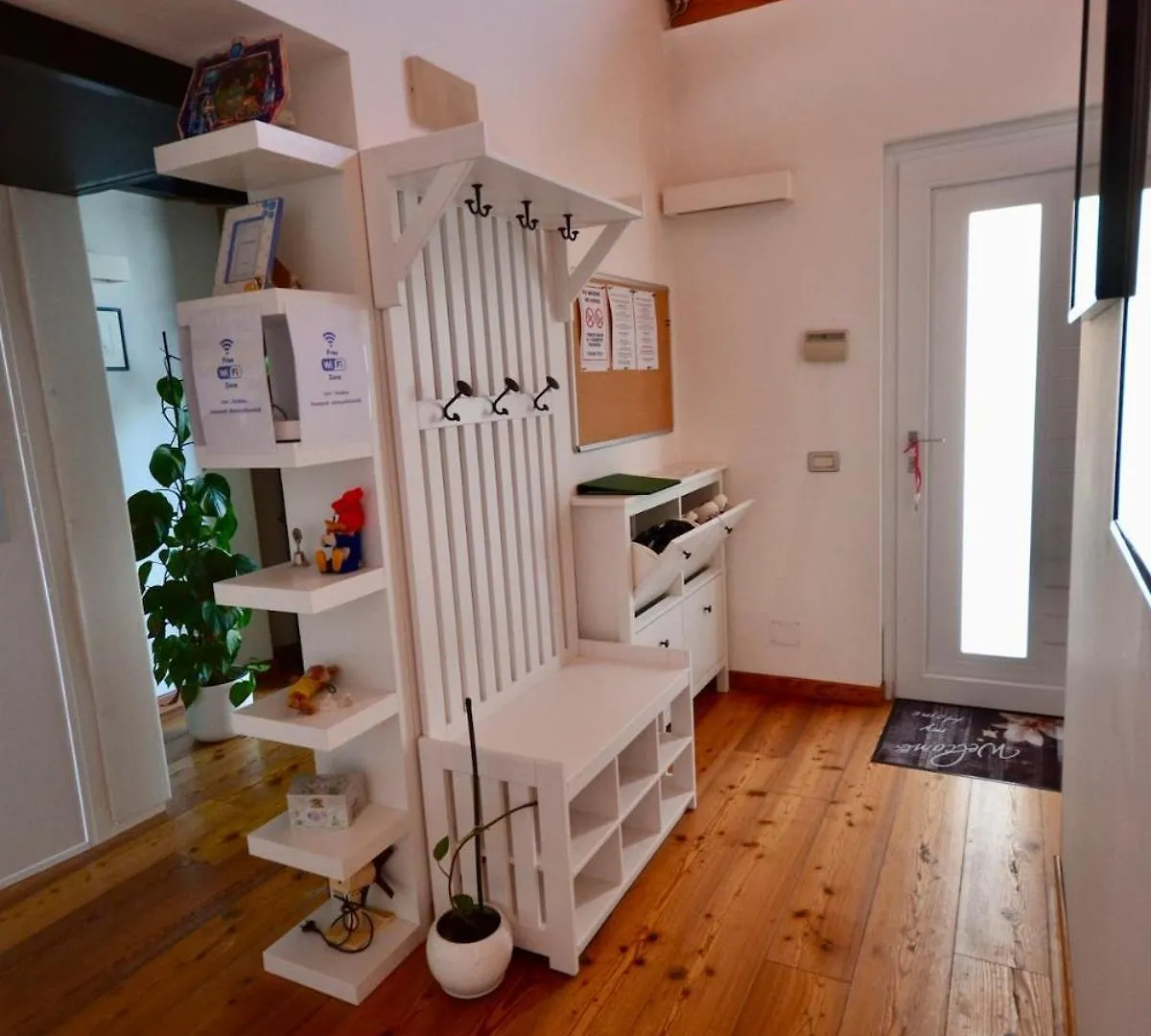 Domus Villa Viola In Albiolo Vicino Al Lago Di Como Apartment