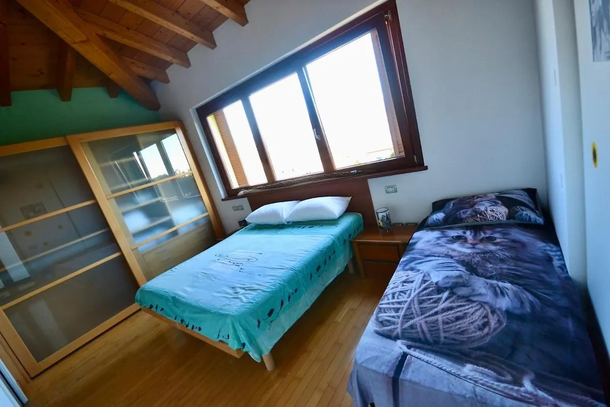 Apartment Domus Villa Viola In Albiolo Vicino Al Lago Di Como